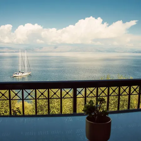 Marianna Casă la țară *