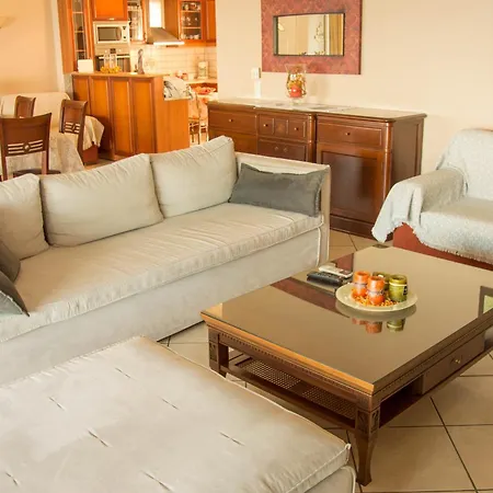 Marianna Casă la țară